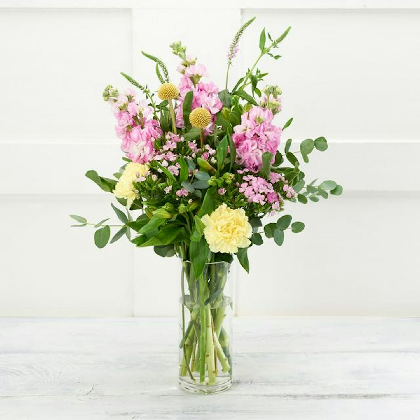 Order flowers to your door with Sainsbury’s delivery